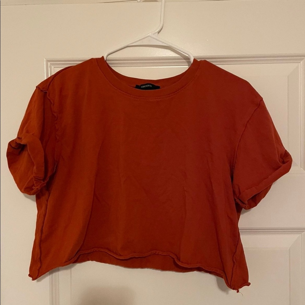Crop top